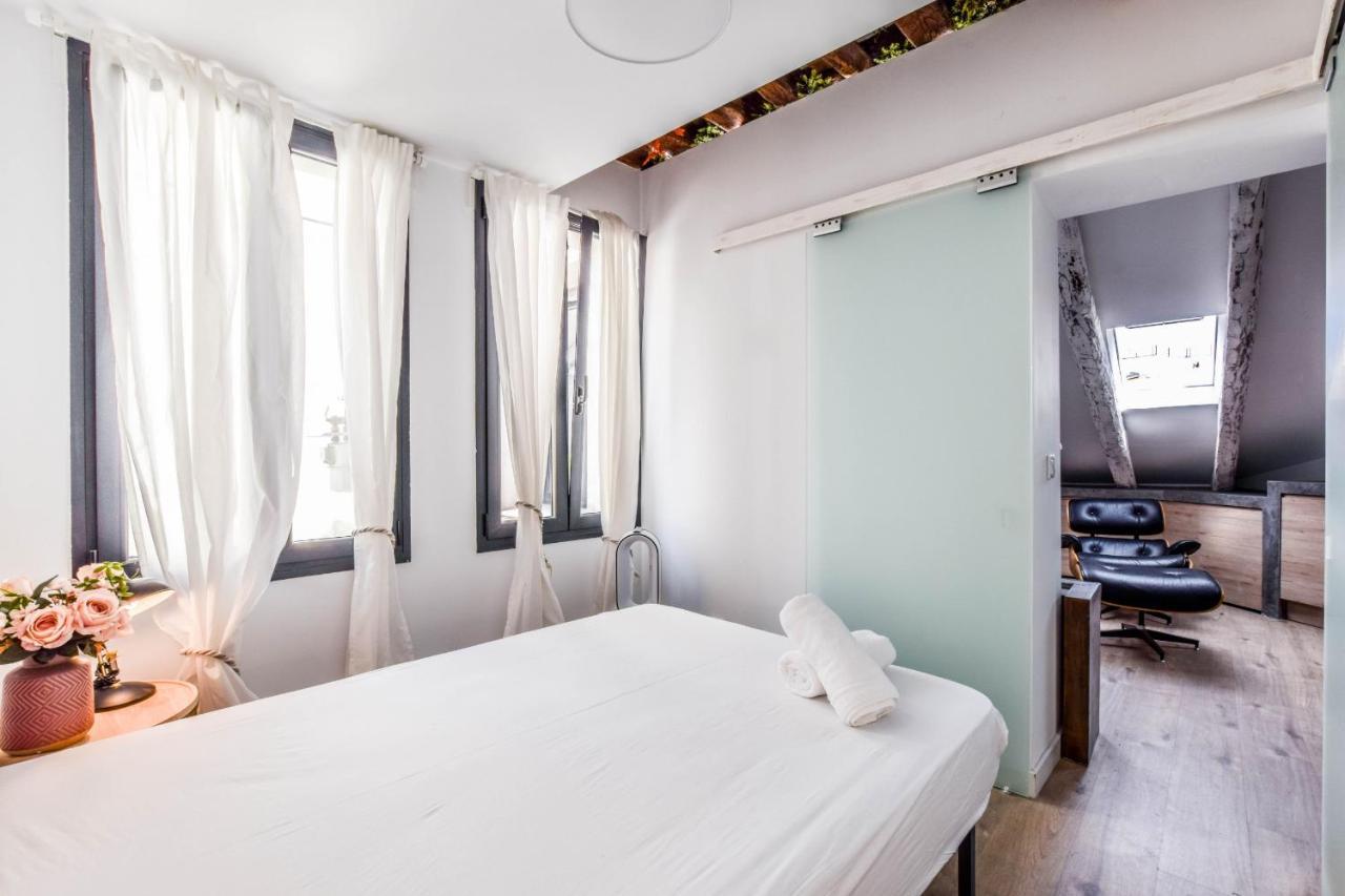 Atico Reformado En Plaza Mayor Madrid Exterior photo